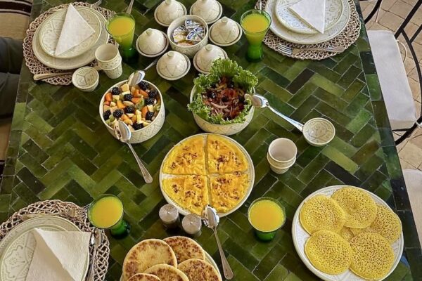 petit déjeuner terrasse